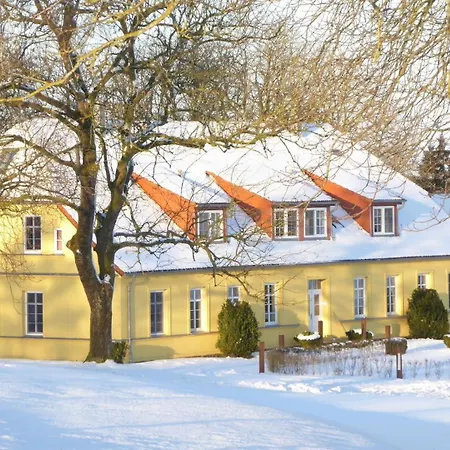 דירה Gut Rattelvitz, Parterre C West Gingst